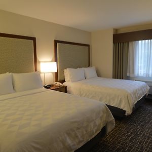 Queen Suite